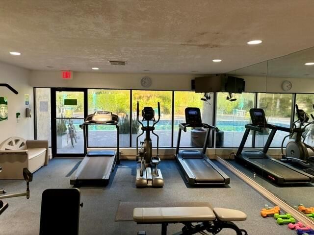 21 Royal Palm Way 2020, Boca Raton, FL 33432