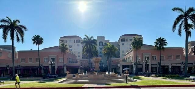 21 Royal Palm Way 2020, Boca Raton, FL 33432