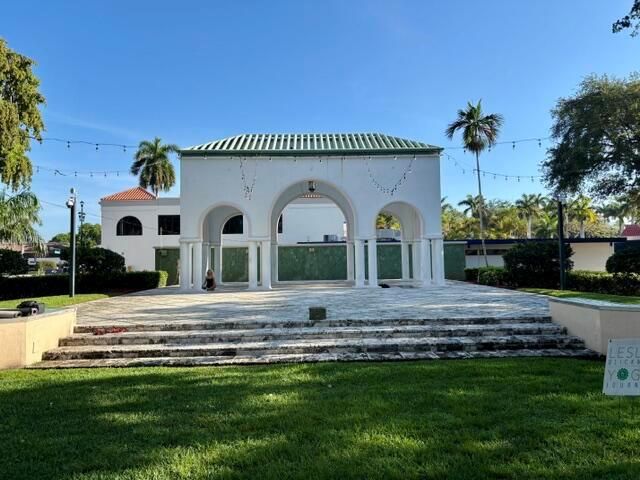 21 Royal Palm Way 2020, Boca Raton, FL 33432