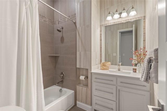 921 Queens Lake Trail, Mckinney, TX 75071