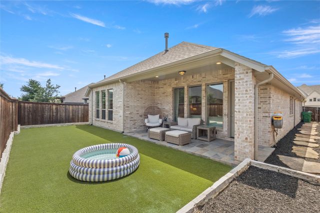 921 Queens Lake Trail, Mckinney, TX 75071