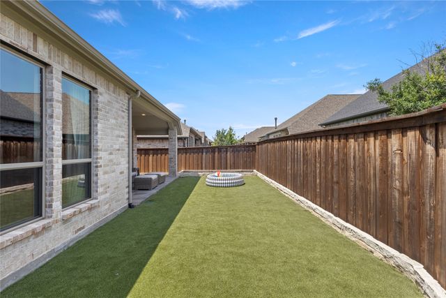 921 Queens Lake Trail, Mckinney, TX 75071