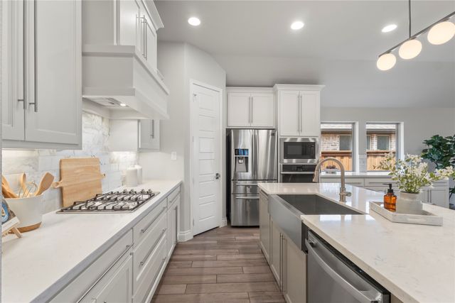 921 Queens Lake Trail, Mckinney, TX 75071