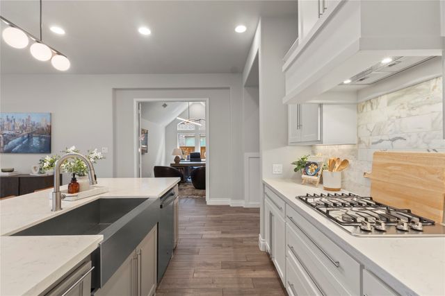 921 Queens Lake Trail, Mckinney, TX 75071