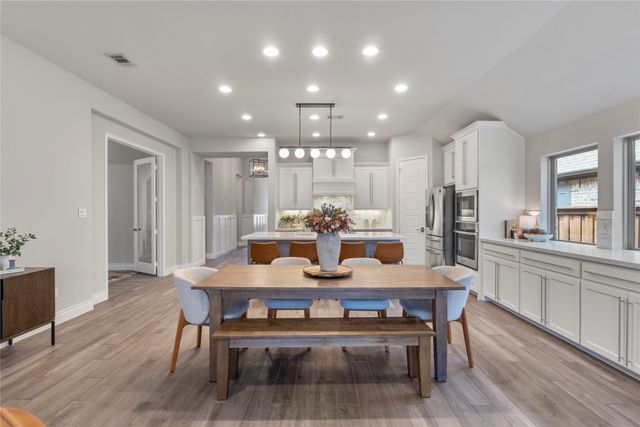 921 Queens Lake Trail, Mckinney, TX 75071