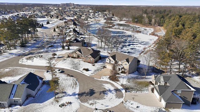 11615 Red Cedar Cove, Fort Wayne, IN 46845