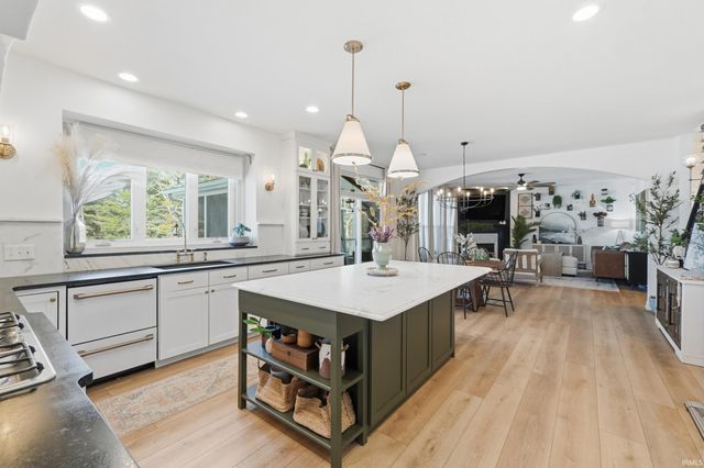 11615 Red Cedar Cove, Fort Wayne, IN 46845