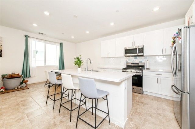 3675 S NEXA PASEO, Ontario, CA 91761