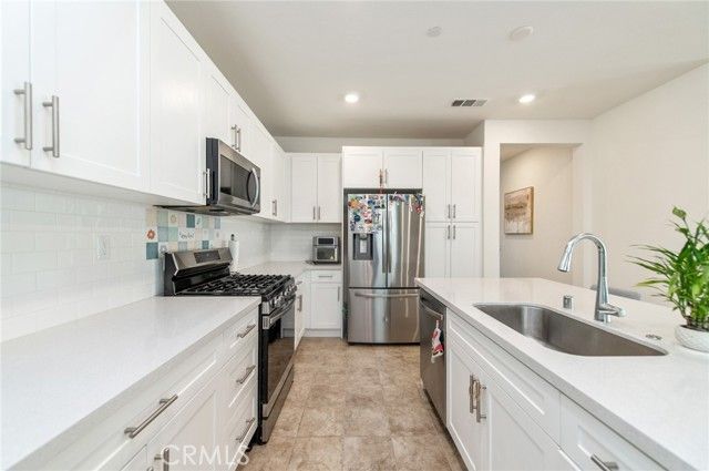 3675 S NEXA PASEO, Ontario, CA 91761