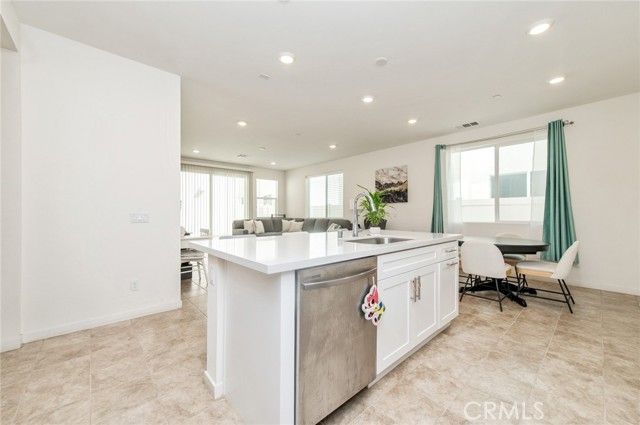 3675 S NEXA PASEO, Ontario, CA 91761