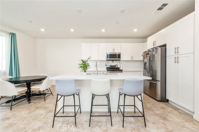 3675 S NEXA PASEO, Ontario, CA 91761