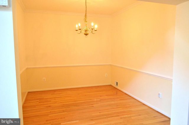 325 WINTER WALK DR, Gaithersburg, MD 20878