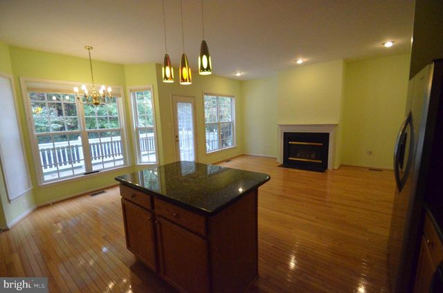 325 WINTER WALK DR, Gaithersburg, MD 20878