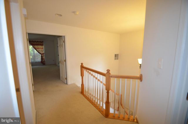 325 WINTER WALK DR, Gaithersburg, MD 20878