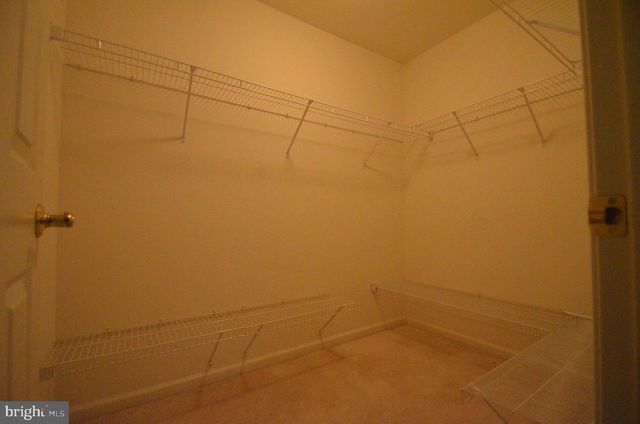 325 WINTER WALK DR, Gaithersburg, MD 20878