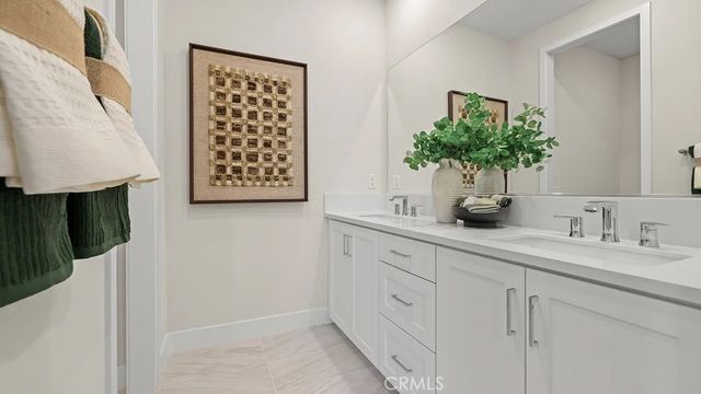 27320 Fox Den Place, Valencia, CA 91381