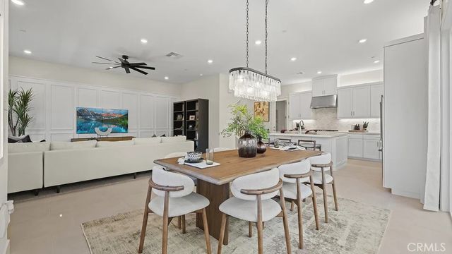 27320 Fox Den Place, Valencia, CA 91381