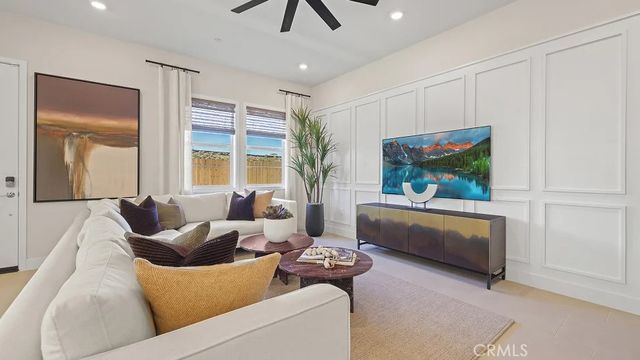 27320 Fox Den Place, Valencia, CA 91381