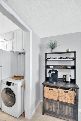 425 Magnolia Ave C, St Simons Island, GA 31522