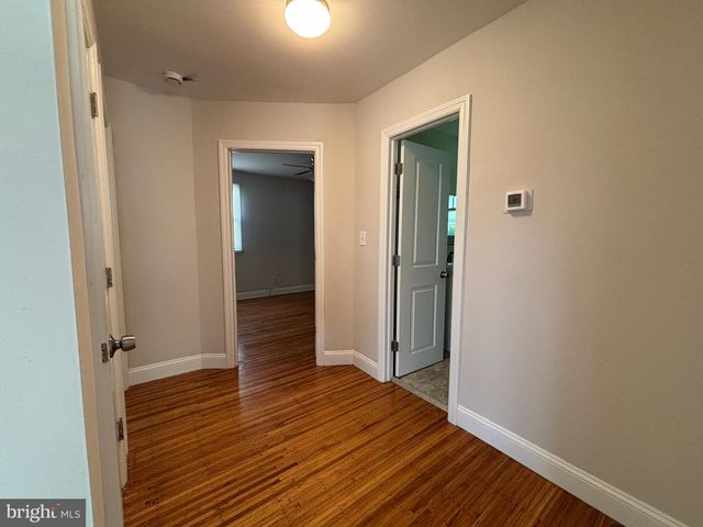 147 RUSSELL AVE, Barrington, NJ 08007