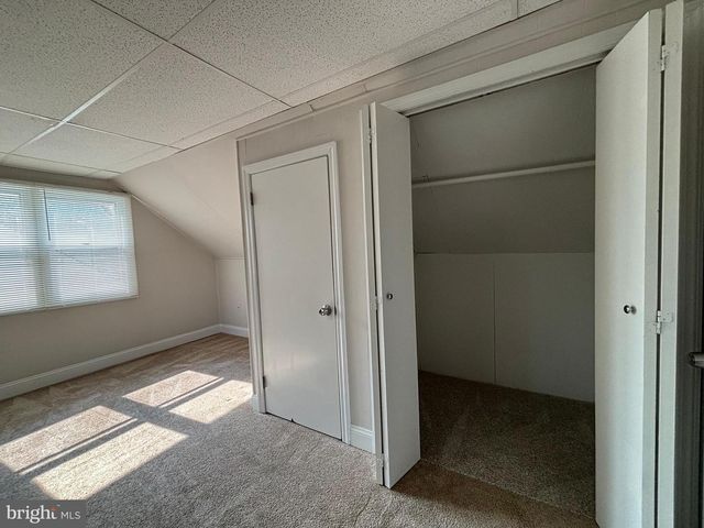 147 RUSSELL AVE, Barrington, NJ 08007