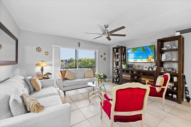 8280 SW 24th Street 7302, North Lauderdale, FL 33068