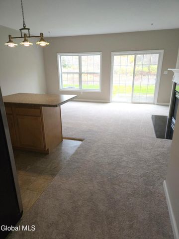 305 Worthington Terrace, North Greenbush, NY 12198