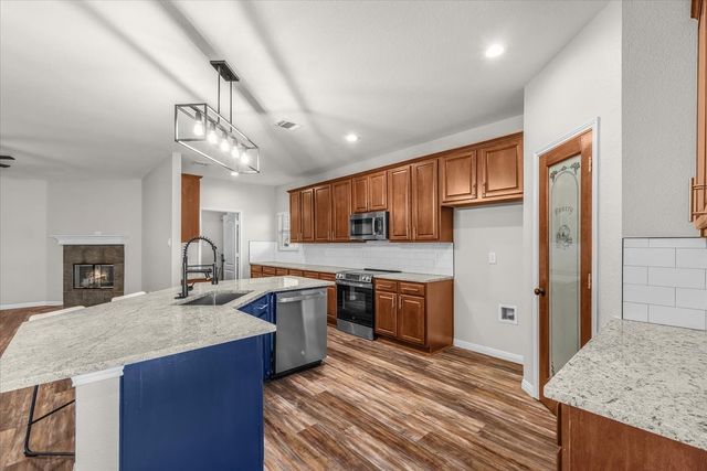 10904 Caldwell Lane, Fort Worth, TX 76179