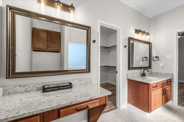 10904 Caldwell Lane, Fort Worth, TX 76179