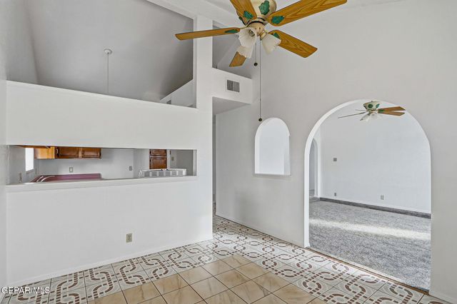 905 MARK WALLACE Lane, El Paso, TX 79912