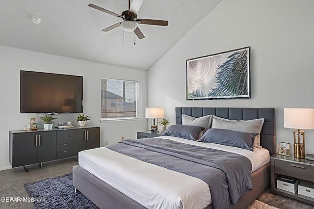 905 MARK WALLACE Lane, El Paso, TX 79912