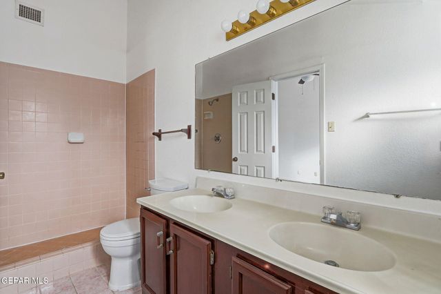 905 MARK WALLACE Lane, El Paso, TX 79912