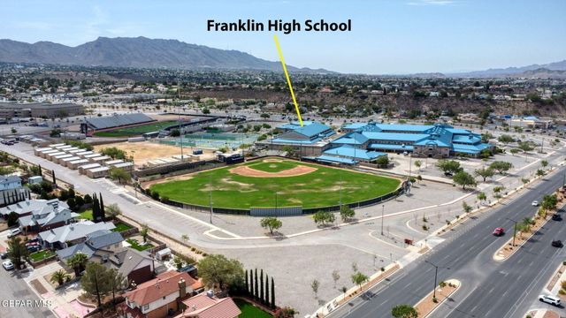 905 MARK WALLACE Lane, El Paso, TX 79912