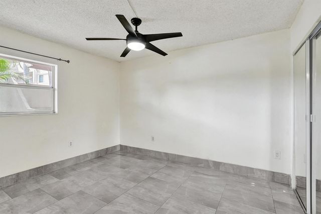 8301 Sands Point Boulevard S102, Tamarac, FL 33321
