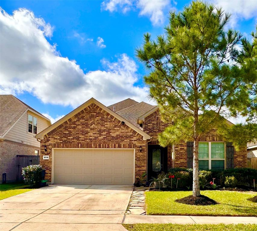 9719 Hazel Fern Court, Spring, TX 77379
