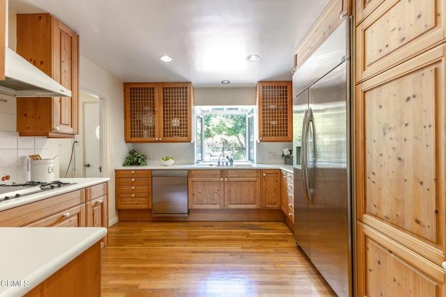 2421 Ridgeway Road, San Marino, CA 91108