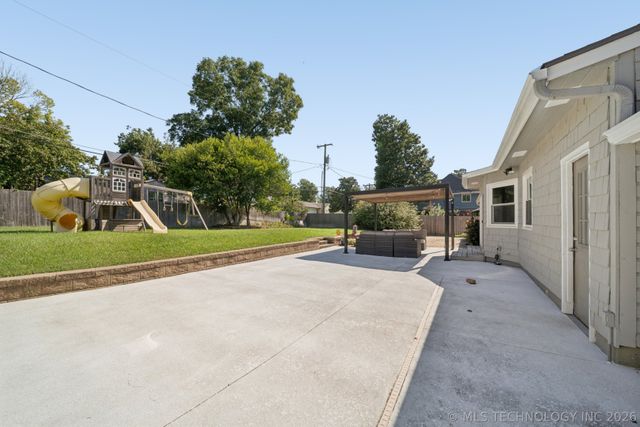 1909 E 35th Place, Tulsa, OK 74105