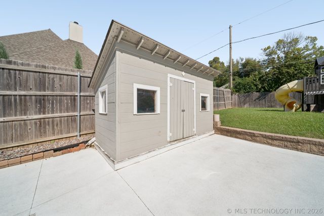 1909 E 35th Place, Tulsa, OK 74105