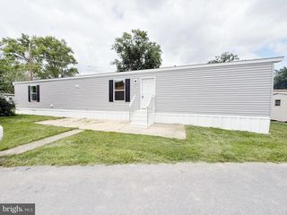 183 EBY LN, Middletown, PA 17057