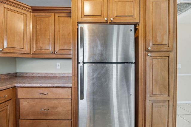 625 Riverside Drive, Palm Beach Gardens, FL 33410