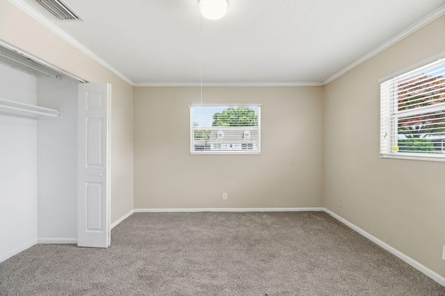 625 Riverside Drive, Palm Beach Gardens, FL 33410