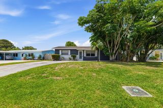 625 Riverside Drive, Palm Beach Gardens, FL 33410