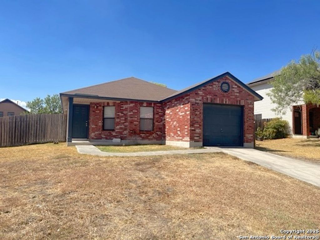 13822 Villa Camino, San Antonio, TX 78233