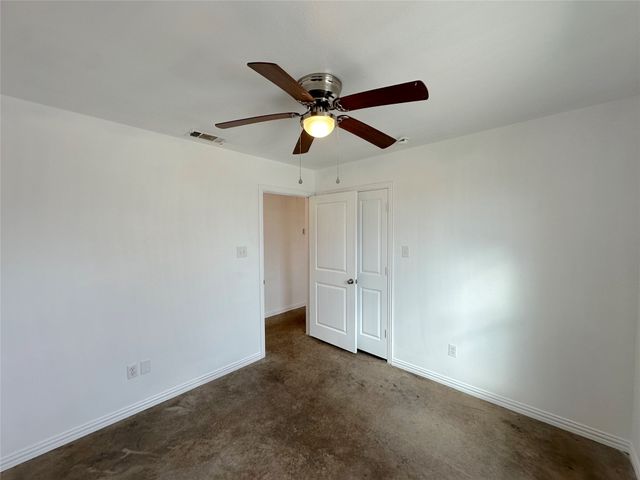 108 W Adams Street, Itasca, TX 76055