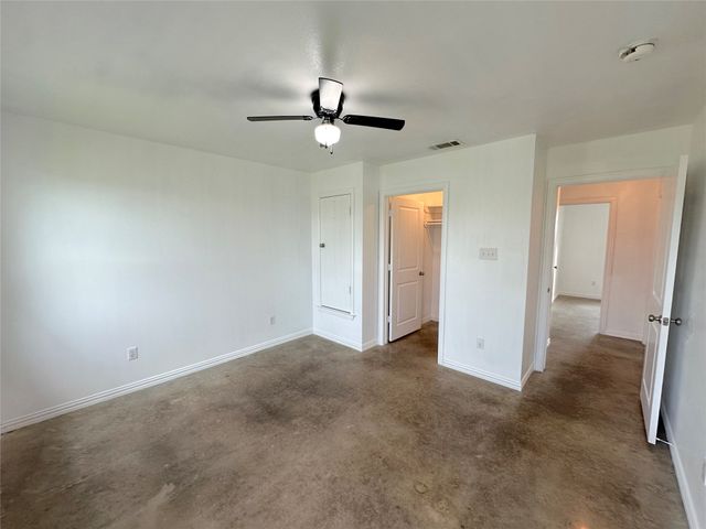 108 W Adams Street, Itasca, TX 76055