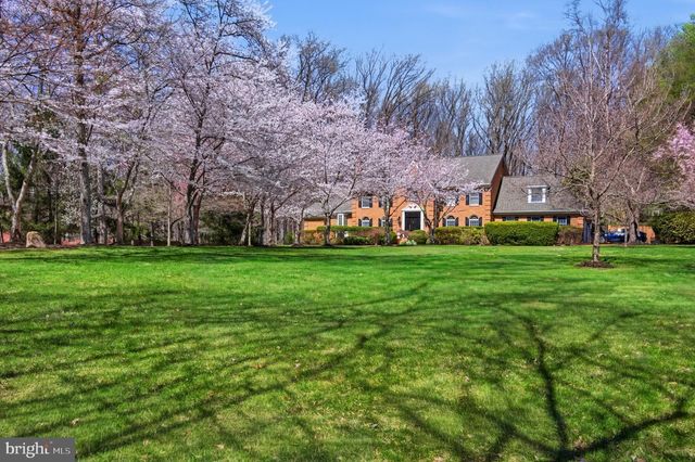 13822 LAKESIDE DR, Clarksville, MD 21029