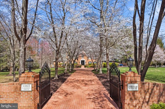 13822 LAKESIDE DR, Clarksville, MD 21029