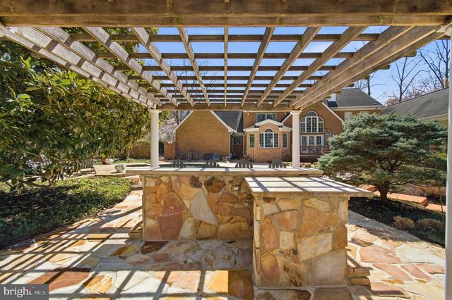 13822 LAKESIDE DR, Clarksville, MD 21029