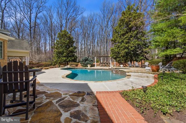 13822 LAKESIDE DR, Clarksville, MD 21029