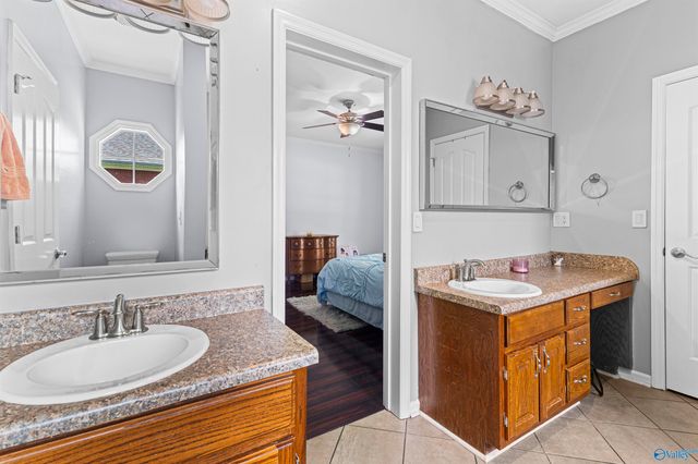 907 Bellemeade Street SW, Hartselle, AL 35640